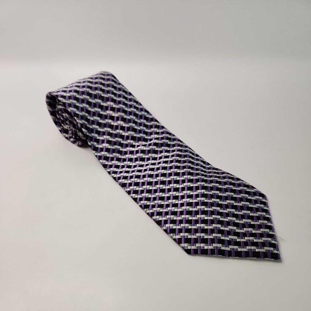 GEOFFREY BEENE Handmade 100% Silk Tie Men's Purple Silver Geometric Necktie